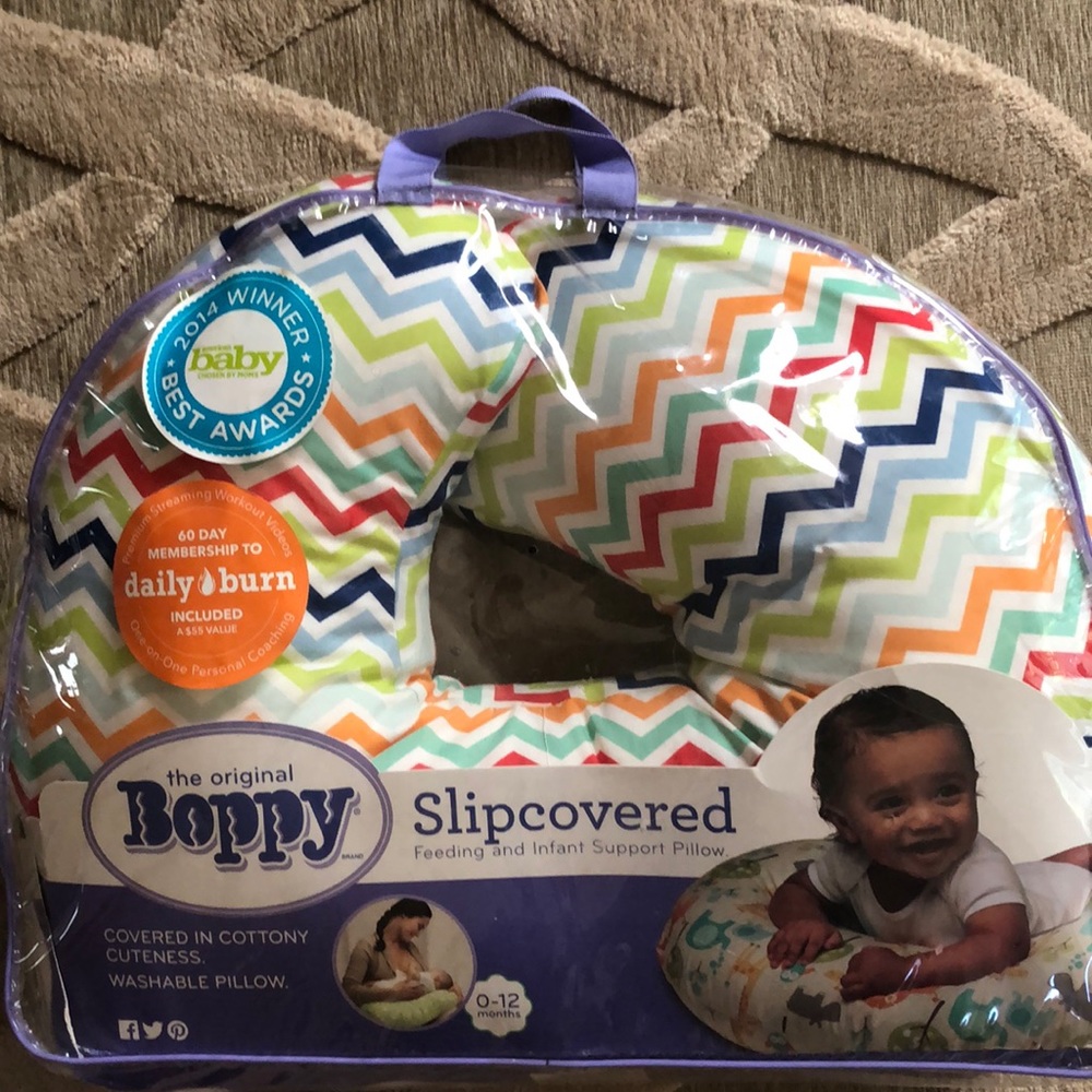 Feeding pillow